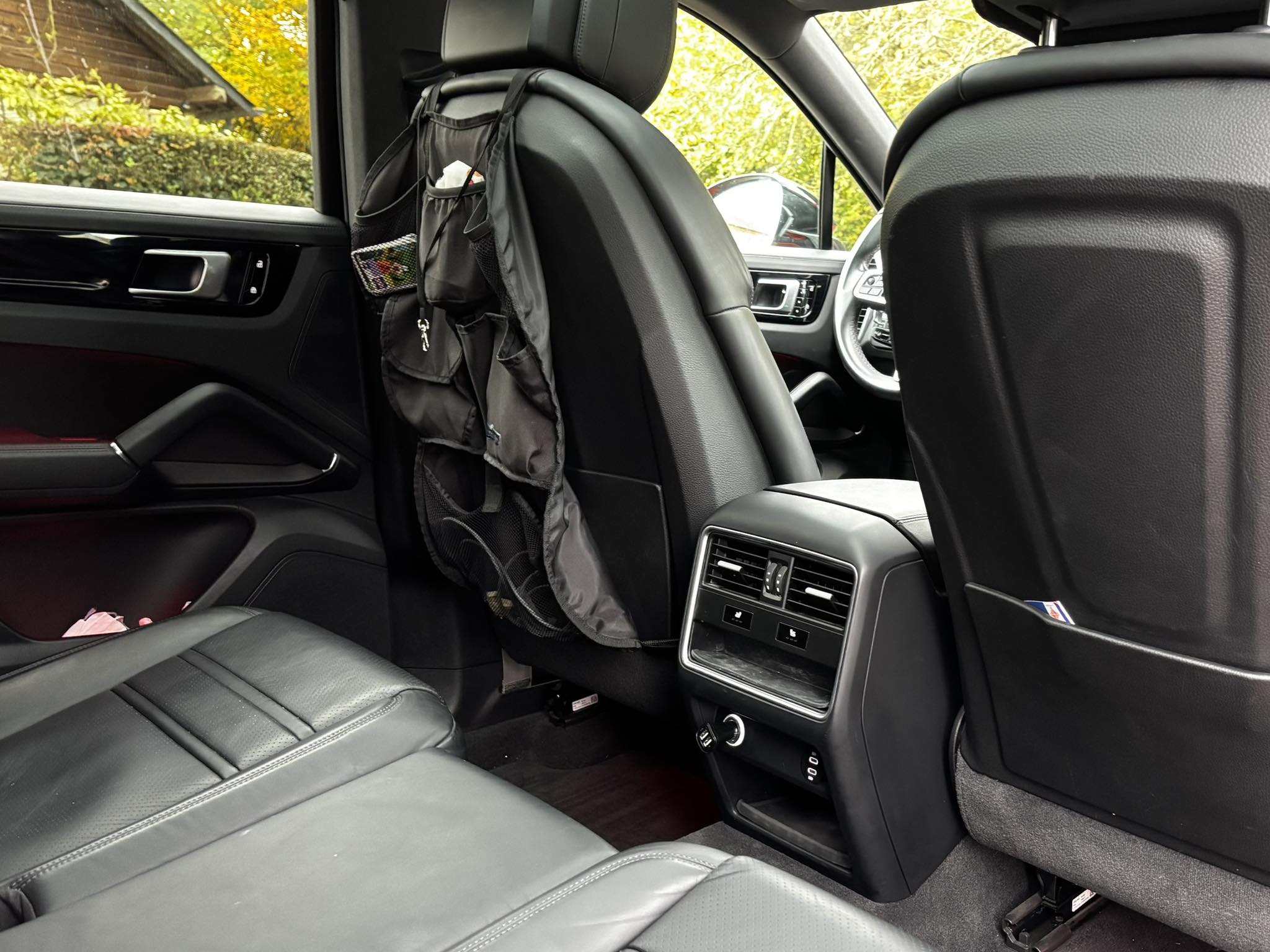 576908203_1404281608365890_3113272887659817347_n